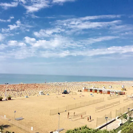 Columbus - Appartamenti Bibione Exterior photo